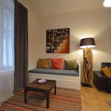 Collection Hastalska By Interhome