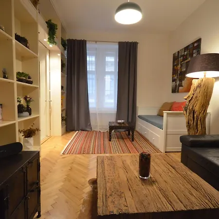 Collection Hastalska By Interhome Appartamento