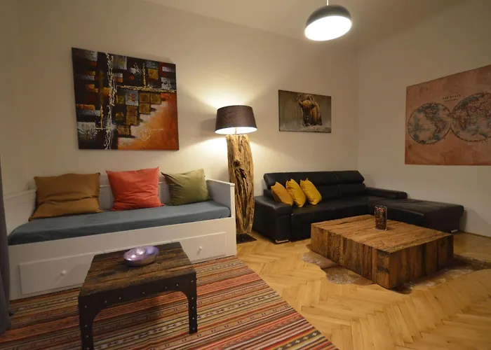 Collection Hastalska By Interhome شقة