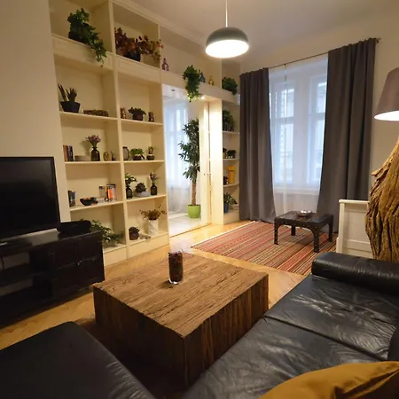 Collection Hastalska By Interhome
